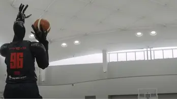 AI-powered robot sinks seemingly impossible basketball hoops